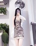 The most beautiful girl with 210,000 followers on Twitter squirts the Loli Princess [Rabbit Loves Squirting]. Subscribe to private photos, and she can be salty or sweet in various uniforms and expose props Ziwei outdoors in front of people.