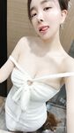 Big hit in 2024, Xiuren.com [Yuerjiang] is custom-made at a high price of a thousand yuan, a rare collection, top-notch big breasts with clear leakage points, custom-made for rubbing breasts, lots of hair, sexy goddess