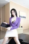 สาวงามหน้าตาดี [Little Doudou] ผู้จัดการการลงทุนช่วยแก้ปัญหาความต้องการทางสรีรวิทยาของลูกค้า เธอมีส่วนที่กลวงและโปร่งใส บิดก้นใหญ่เซ็กซี่ของเธอ LeBow การใช้เท้าแบบใกล้ชิดและออรัลเซ็กซ์