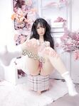 Twitter蘿莉〖愛吃甜食的仔仔醬〗可御姐可蘿莉 清純魅惑反差視覺超強，超嫩性感美腿尤物