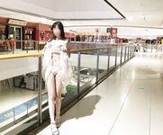 Twitter蘿莉〖wanw2002〗露出調教 商場 車庫 樓道 吃雞啪啪，高挑完美身材被大肉棒狠干 超極品反差