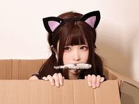 Quan Ran is a little hungry - bondage cat