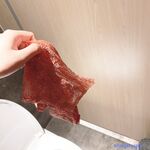 Twitter で非常にふしだらなホットワイフ [DC10102] を購読すると、小道具を露出させた 3P で彼女のマンコはピンク色で柔らかくなり、Ziwei は絶頂して潮吹きします。