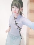 推特13万粉萝莉风coser可盐可甜TS娘【小舞酱】露脸私拍，嗲声嗲气3P前后夹击直男最爱