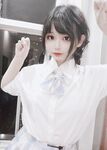 推特13万粉萝莉风coser可盐可甜TS娘【小舞酱】露脸私拍，嗲声嗲气3P前后夹击直男最爱