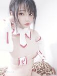 推特13万粉萝莉风coser可盐可甜TS娘【小舞酱】露脸私拍，嗲声嗲气3P前后夹击直男最爱