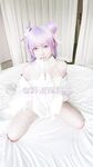 Twitter蘿莉〖英梨梨〗極品美女女神 表面看起來挺文靜，私下騷出水，粉嫩私處道具紫薇挑逗