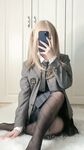 Twitter蘿莉〖英梨梨〗極品美女女神 表面看起來挺文靜，私下騷出水，粉嫩私處道具紫薇挑逗