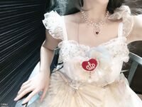 Si Ke Yujie, ang pinakamataas na diyosa ni Loli [Ginger Tutu], ang iyong diyosa, ang aking asong babae~ Kung mas pinahiya ang maliit na aso, mas gusto niya ito, at natagos ng malaking titi na tatay