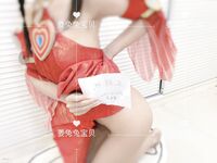 Si Ke Yujie, ang pinakamataas na diyosa ni Loli [Ginger Tutu], ang iyong diyosa, ang aking asong babae~ Kung mas pinahiya ang maliit na aso, mas gusto niya ito, at natagos ng malaking titi na tatay