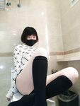 推特女神福利姬【00后大队长】未流出土豪私拍视图合集，情趣制服紫薇销魂可撸精尽人亡的节奏（1）