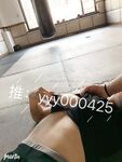 万人求购推特极品大奶长腿御姐【芙烈亚】私拍，公园地铁露出啪啪啪被炮友肏到奶子起飞