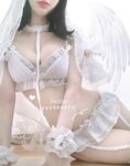 万人求购推特极品大奶长腿御姐【芙烈亚】私拍，公园地铁露出啪啪啪被炮友肏到奶子起飞
