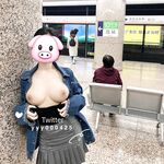 万人求购推特极品大奶长腿御姐【芙烈亚】私拍，公园地铁露出啪啪啪被炮友肏到奶子起飞