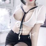 万人求购推特极品大奶长腿御姐【芙烈亚】私拍，公园地铁露出啪啪啪被炮友肏到奶子起飞