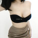 万人求购推特极品大奶长腿御姐【芙烈亚】私拍，公园地铁露出啪啪啪被炮友肏到奶子起飞
