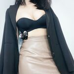 万人求购推特极品大奶长腿御姐【芙烈亚】私拍，公园地铁露出啪啪啪被炮友肏到奶子起飞