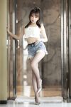 Douyu ASMR female anchor [Little Witch Luna] Luna de denim panties
