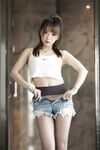 Douyu ASMR female anchor [Little Witch Luna] Luna de denim panties