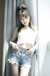 Douyu ASMR female anchor [Little Witch Luna] Luna de denim panties