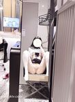 Twitter Shanghai's good-looking S-class socialite [Coke Sister] privately photographed for welfare. After shaving her hair, Ziwei had a great time having sex with the rich second generation and kept moaning.