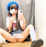 清纯反差小母狗Twitter萝莉『兔兔兔兔叽』电影院大胆露出，外表纯洁可爱私下超级反差的小母狗爸爸喜欢吗？