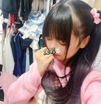 清纯反差小母狗Twitter萝莉『兔兔兔兔叽』电影院大胆露出，外表纯洁可爱私下超级反差的小母狗爸爸喜欢吗？