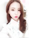 韓國99年高顏值清純美女【李始宇 Siwoo Lee】很有前女友的感覺，露臉大尺度不雅私拍，原味內褲化妝品紫薇粘了好多白漿