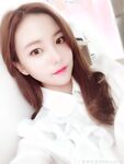 韓國99年高顏值清純美女【李始宇 Siwoo Lee】很有前女友的感覺，露臉大尺度不雅私拍，原味內褲化妝品紫薇粘了好多白漿
