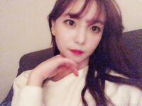韓國99年高顏值清純美女【李始宇 Siwoo Lee】很有前女友的感覺，露臉大尺度不雅私拍，原味內褲化妝品紫薇粘了好多白漿