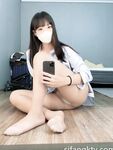 推特網紅【mongseri】私拍福利，純美外表肥美翹臀，戶外露出誘惑美拍