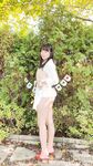 推特網紅【mongseri】私拍福利，純美外表肥美翹臀，戶外露出誘惑美拍