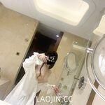 2024年6月流出，推特上的小空姐【Devil60209461】门槛199的付费福利，前凸后翘极品