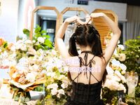청순하고 아름다운 소녀 "Jiang Zicai"가 복지 개인 사진 촬영에서 얼굴을 드러냈습니다. 순수하고 아름다운 꼬마 요정은 초법적 귀여운 꼬마 로리이며 무선으로 환상적 인 슈퍼 슈퍼 피규어입니다!