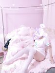 Weibo Twitter The best loli style goddess Welfare Ji [Roe deer's daily duck] VIP private shooting, malalaking suso na walang buhok na malambot na puki at puting katas na umaagos, kahit bata pa siya, ang mga katangian ng isang asong babae ay talagang k