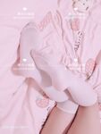 Weibo Twitter The best loli style goddess Welfare Ji [Roe deer's daily duck] VIP private shooting, malalaking suso na walang buhok na malambot na puki at puting katas na umaagos, kahit bata pa siya, ang mga katangian ng isang asong babae ay talagang k
