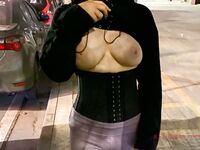 可盐可甜推特巨乳肥臀清纯博主【kimheezk】订阅视图，露出紫薇啪啪调教，超级人形小母狗