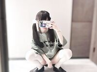 清純反差小母狗 Twitter蘿莉『aiko醬』福利私拍，清純淫盪切換只在一瞬間，清純小可愛背後是個渴望被灌滿的小母狗