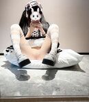 清純反差小母狗 Twitter蘿莉『aiko醬』福利私拍，清純淫盪切換只在一瞬間，清純小可愛背後是個渴望被灌滿的小母狗