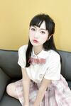 Top nữ người mẫu lộ mặt và tiết lộ bí mật! Hàng ngàn người muốn mua toàn cảnh nữ thần với hàng triệu người hâm mộ [Huan'er]. Cô ấy có ngoại hình đẹp và dáng người, được các chúa vàng yêu thích. Cô ấy huấn luyện con chó cái nhỏ bằng một chiếc bánh kem.