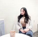 Dewi utama dengan sembilan kepala! Selebriti Twitter dengan payudara besar semula jadi [Qing Zi] dirakam secara peribadi dalam kumpulan kebajikan Dia mempunyai susu yang mencukupi selepas melahirkan dan menjual susu manusia dalam kumpulan itu.