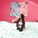 Dewi utama dengan sembilan kepala! Selebriti Twitter dengan payudara besar semula jadi [Qing Zi] dirakam secara peribadi dalam kumpulan kebajikan Dia mempunyai susu yang mencukupi selepas melahirkan dan menjual susu manusia dalam kumpulan itu.