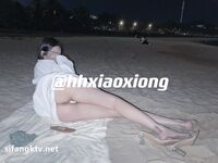 Những bức ảnh sex riêng tư mới nhất của cô giáo mảnh khảnh "Bear Driver" thích lộ bánh kem và tương tác với blogger thể hình Broccoli để đụ những cô gái nhỏ nhắn