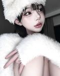 Young-toothed boy with a natural M bitch, socialite style TS "Little Bada"