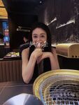 Dewi terkemuka yang kelihatan bintang "menarik telinganya" dipenuhi dengan ayam jantan besar seorang lelaki, yang dilincirkan dan basah, dan farajnya dilincirkan dan hangat daripada orang luar, dewi itu diam-diam seorang jalang yang perlu disetu