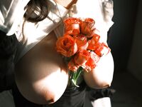超级巨乳J杯罩甜甜大尺度私拍与摄影师啪啪