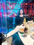 23歲露臉高顏值女神【深圳小梨渦】推特私拍，極品女菩薩，喜歡人前露出喜歡被金主調教啪啪
