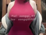 หน้าอกใหญ่และตูดอ้วน songqi_97 ยิงส่วนตัวจากด้านหลัง