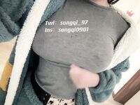 หน้าอกใหญ่และตูดอ้วน songqi_97 ยิงส่วนตัวจากด้านหลัง