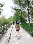 最新7月无水福利！推特优质情侣【mympet】女主身材一流，喜欢挑战各种难度人前露出，圣水遛狗调教啪啪